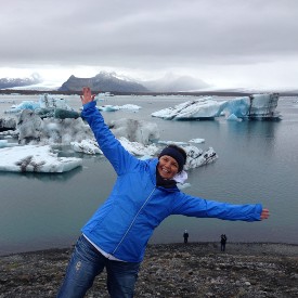 Mijn favoriete reisbestemming IJsland en mijn fascinatie voor zonsverduisteringen gaan in 2026 hand in hand. Een reis dwars door vulkanische landschappen, langs gletsjers en fjorden met als hoogtepunt een natuurverschijnsel dat zijn weerga niet kent. Dit is wat mij betreft dé ultieme reis die je in 2026 met Koning Aap kunt maken